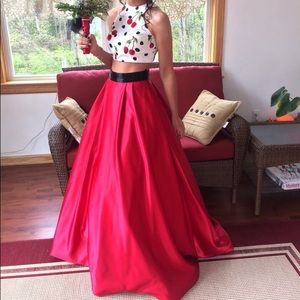 Sherri Hill prom dress